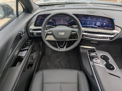 2025 Cadillac LYRIQ Luxury 1