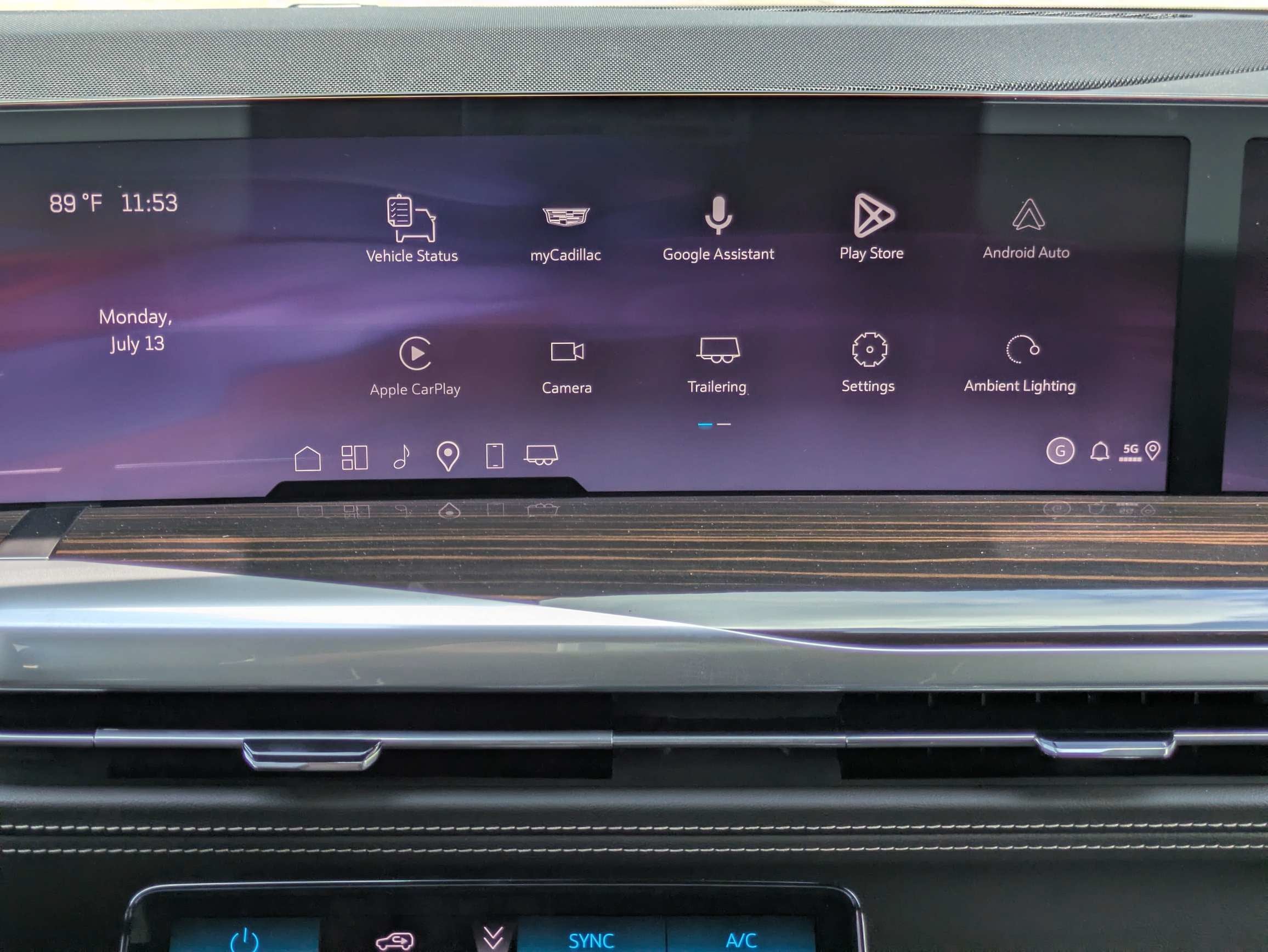 2026 Cadillac Escalade Luxury