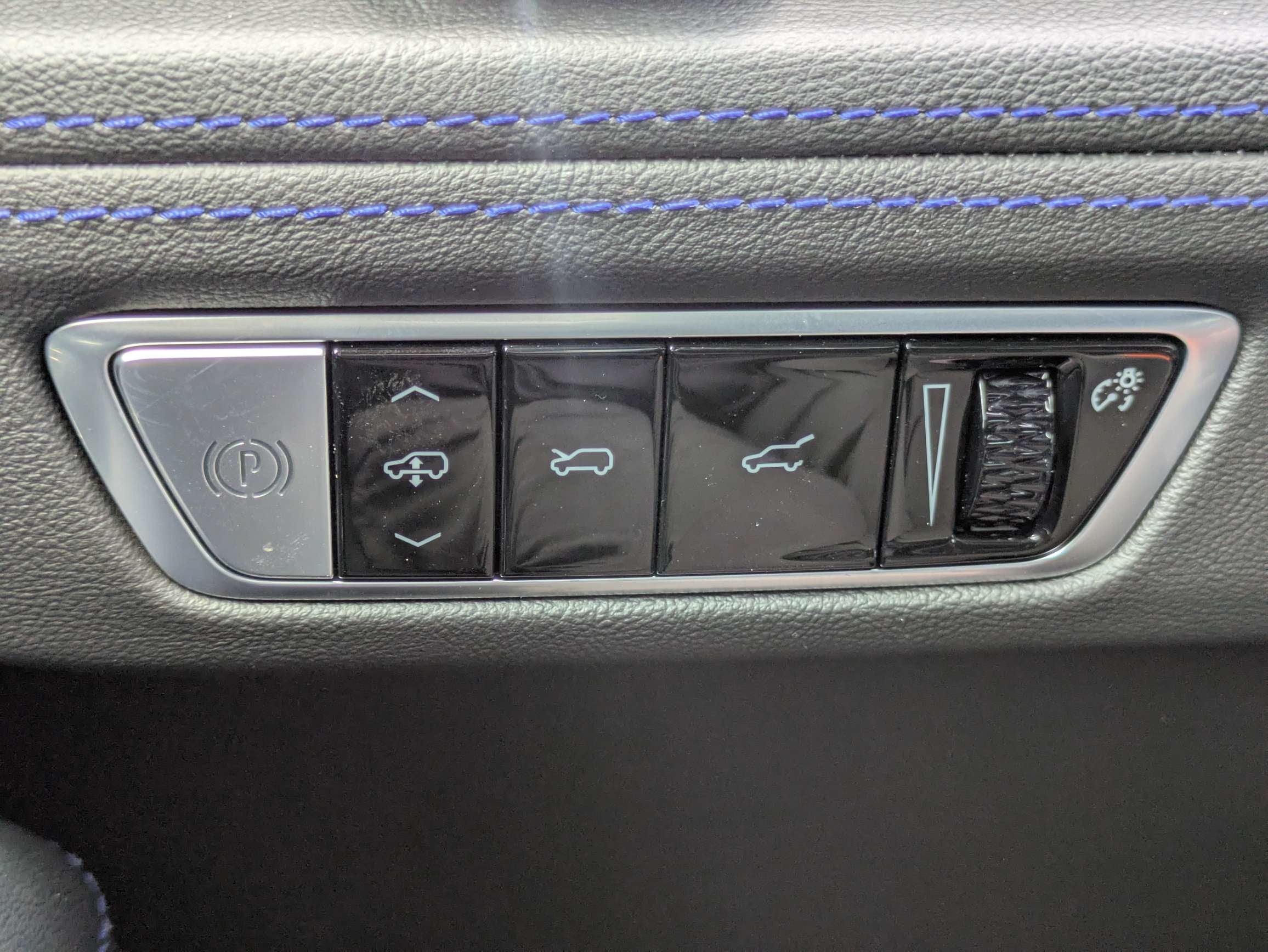 2026 Cadillac ESCALADE IQ Luxury