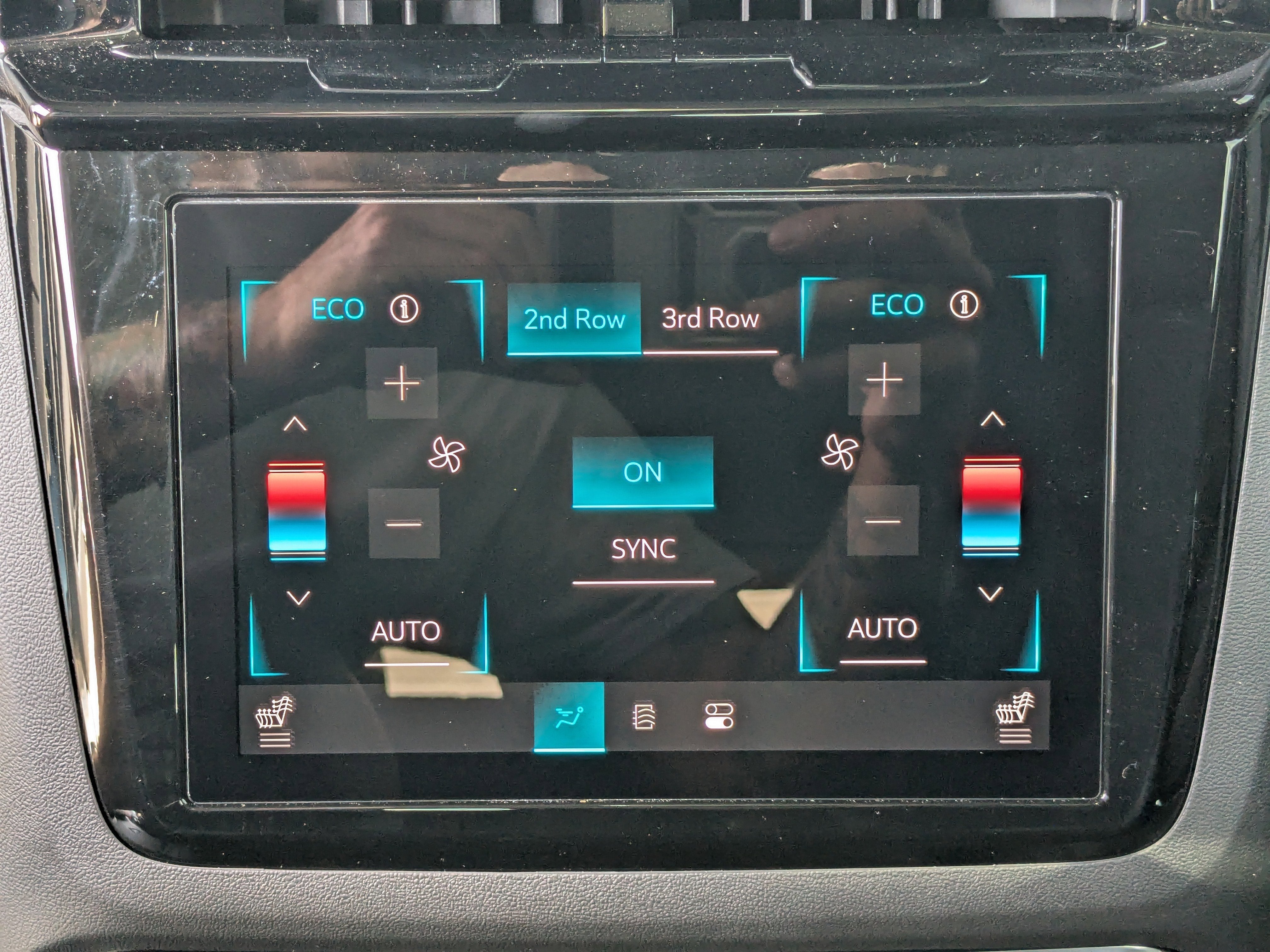 2025 Cadillac ESCALADE IQ Sport 1