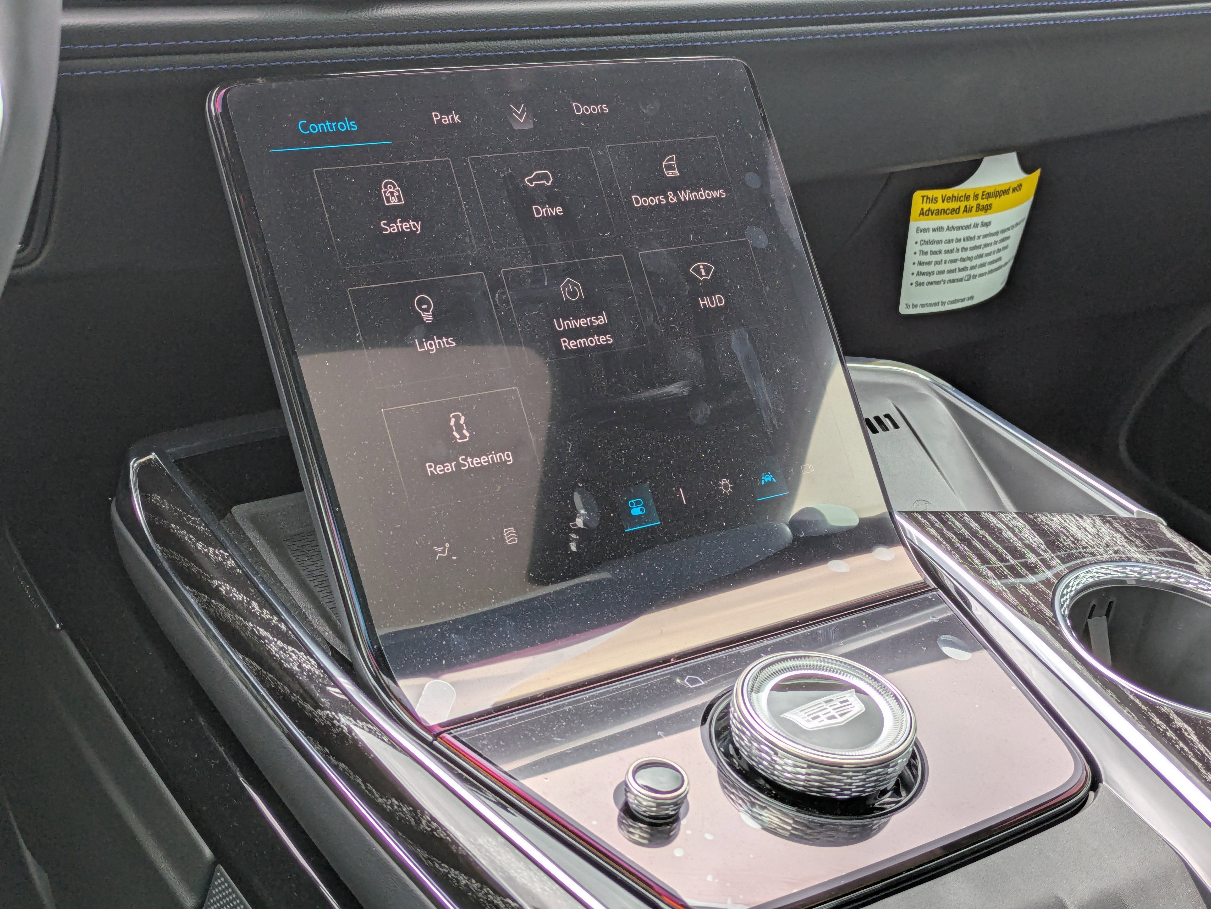 2026 Cadillac ESCALADE IQ Sport