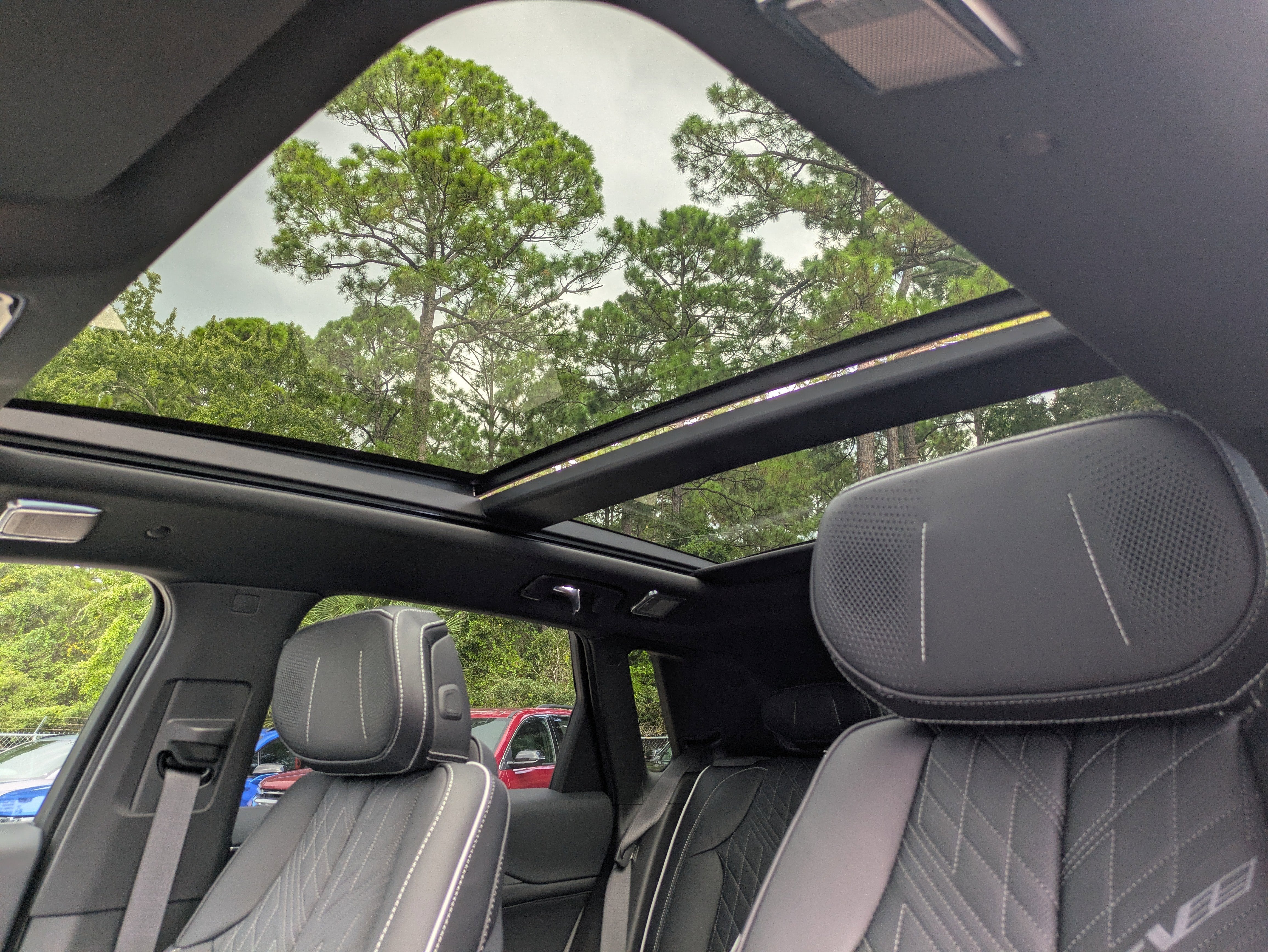 2026 Cadillac LYRIQ V-Series Premium