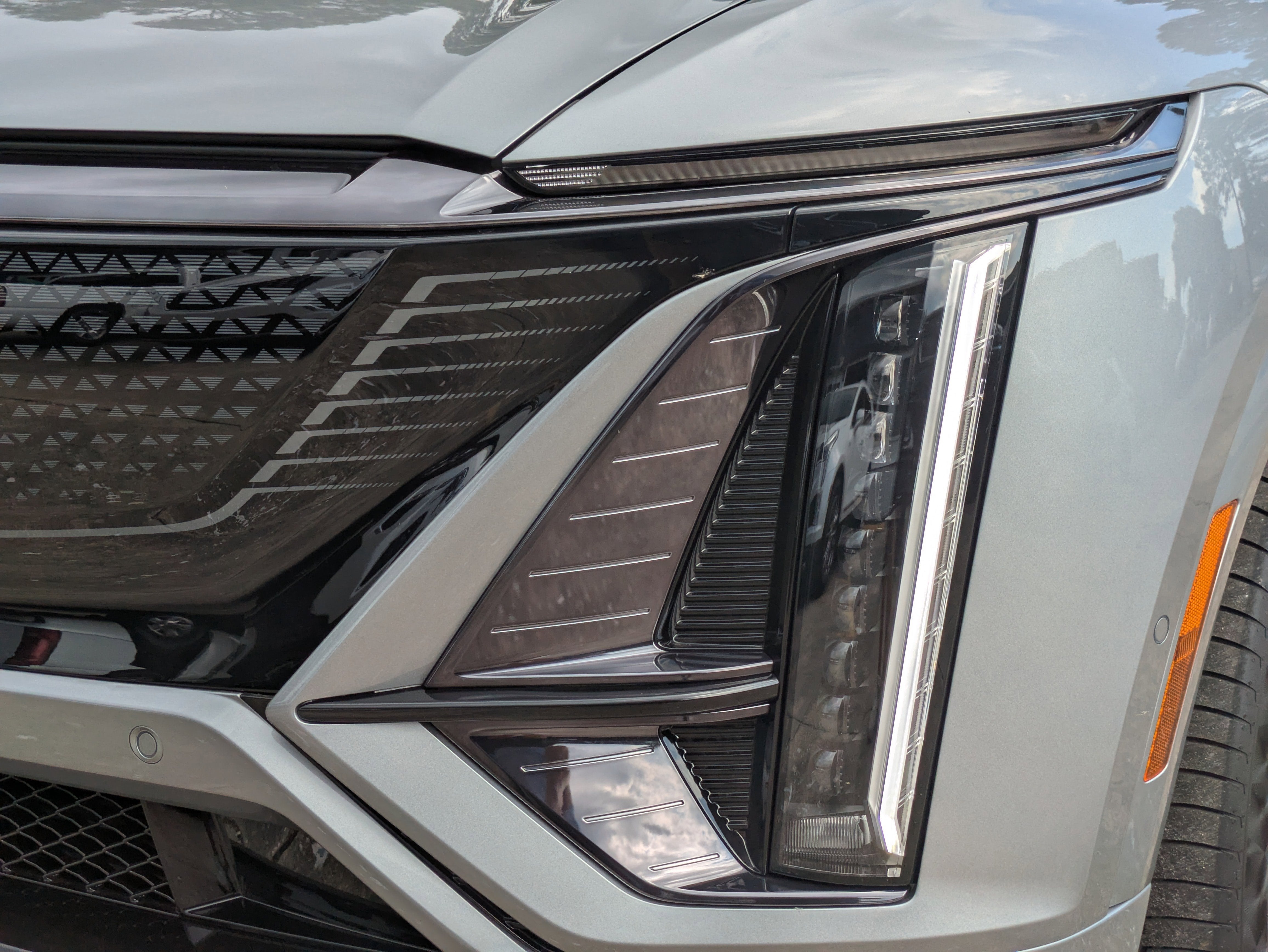 2026 Cadillac LYRIQ V-Series Premium