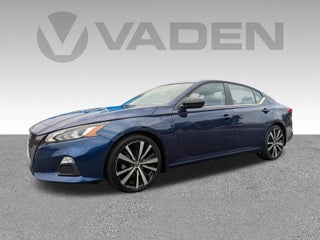 2022 Nissan Altima SR FWD