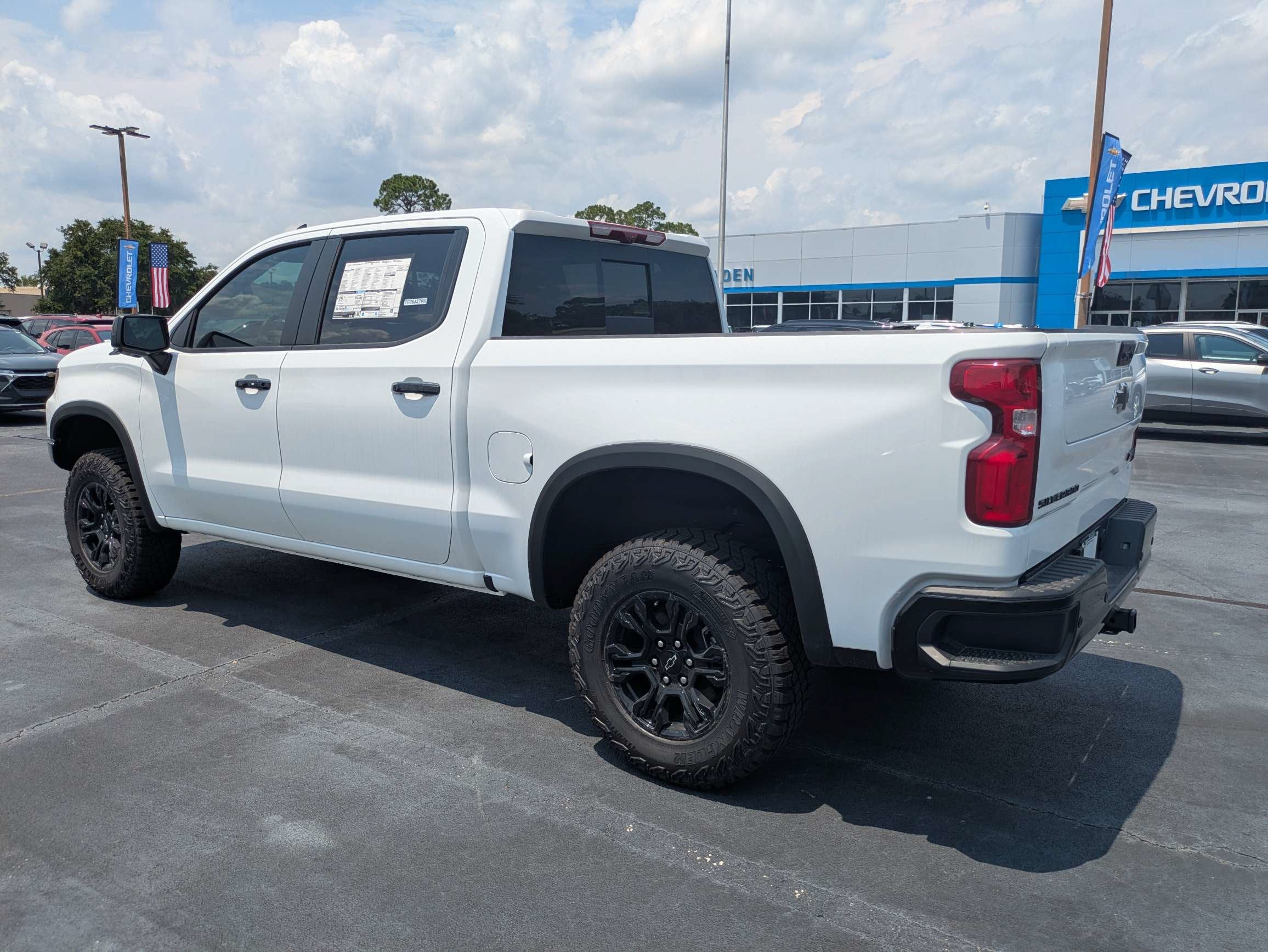 2026 Chevrolet Silverado 1500 ZR2