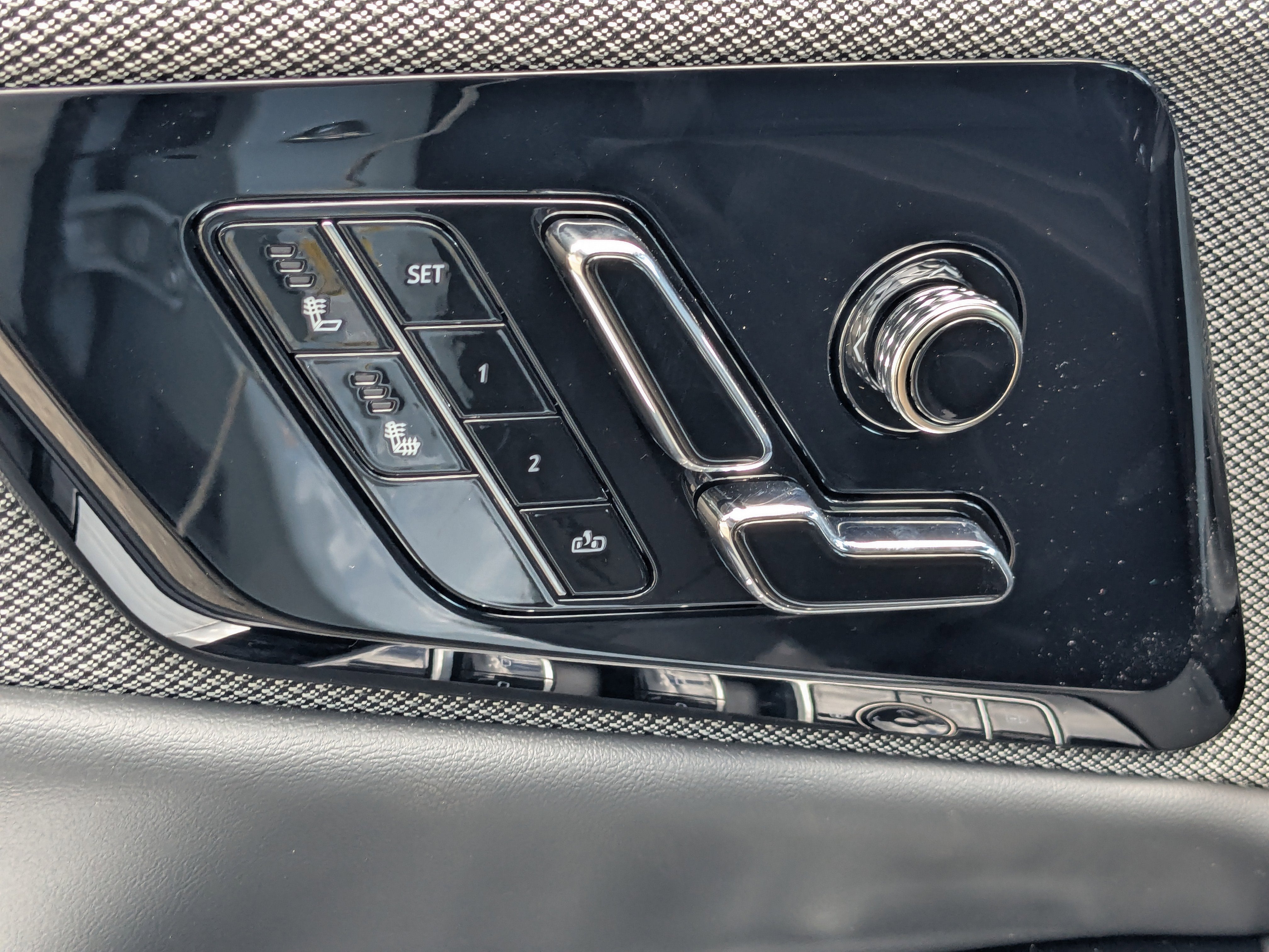 2025 Cadillac OPTIQ Sport 1