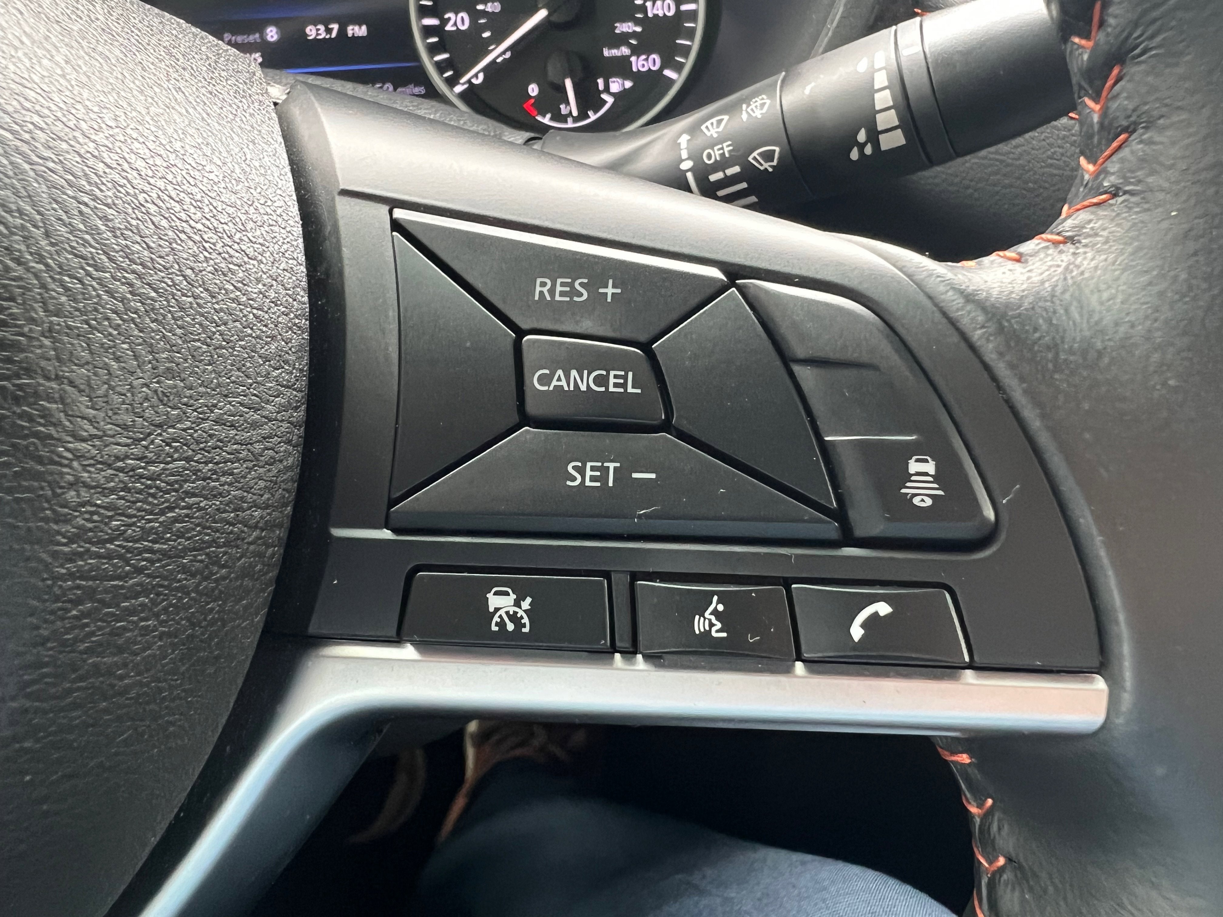 2024 Nissan Sentra SR Xtronic CVT
