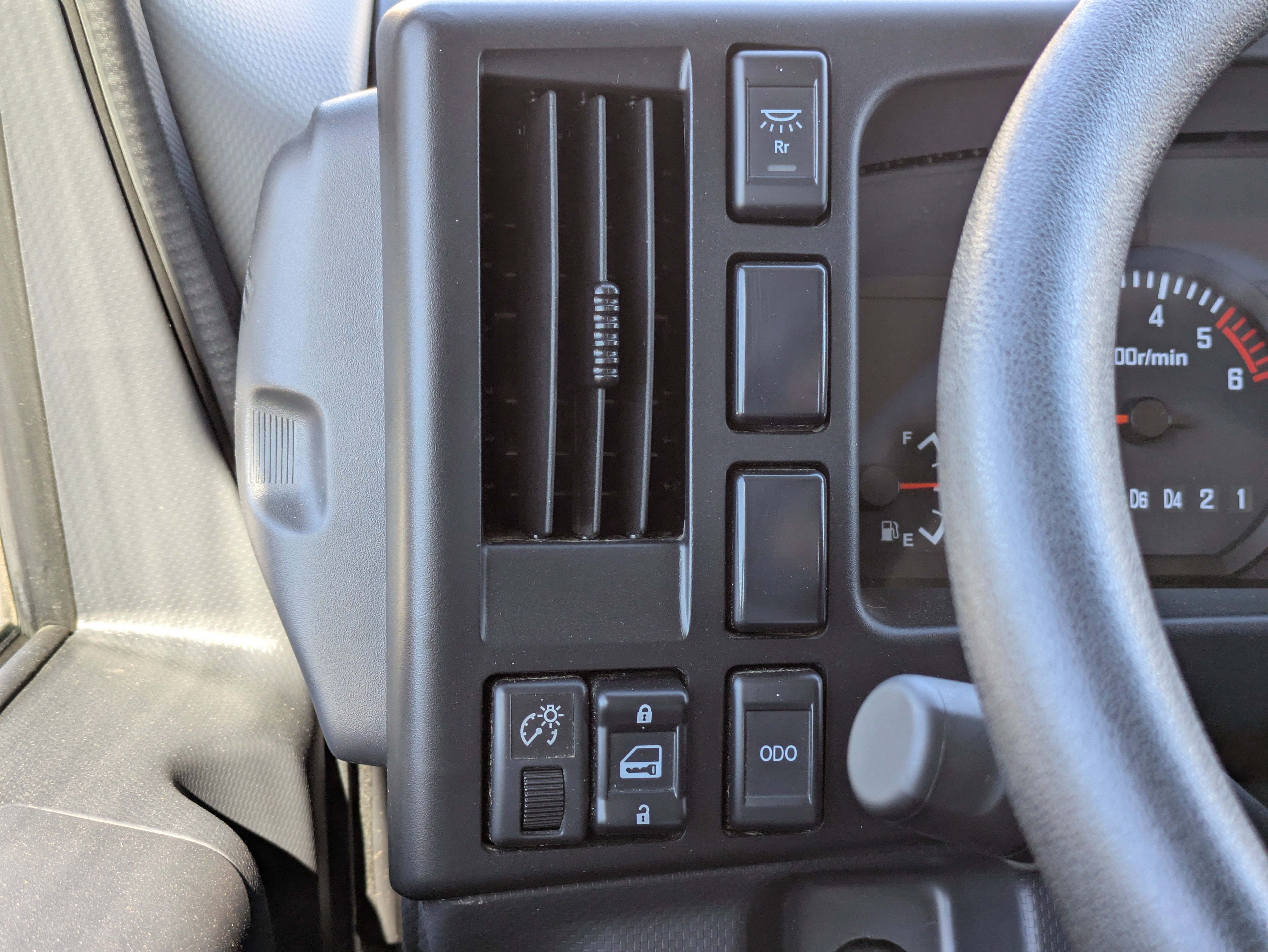 2024 Chevrolet Low Cab Forward 4500 HG NA