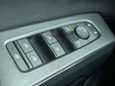 2024 Nissan Pathfinder S 4WD