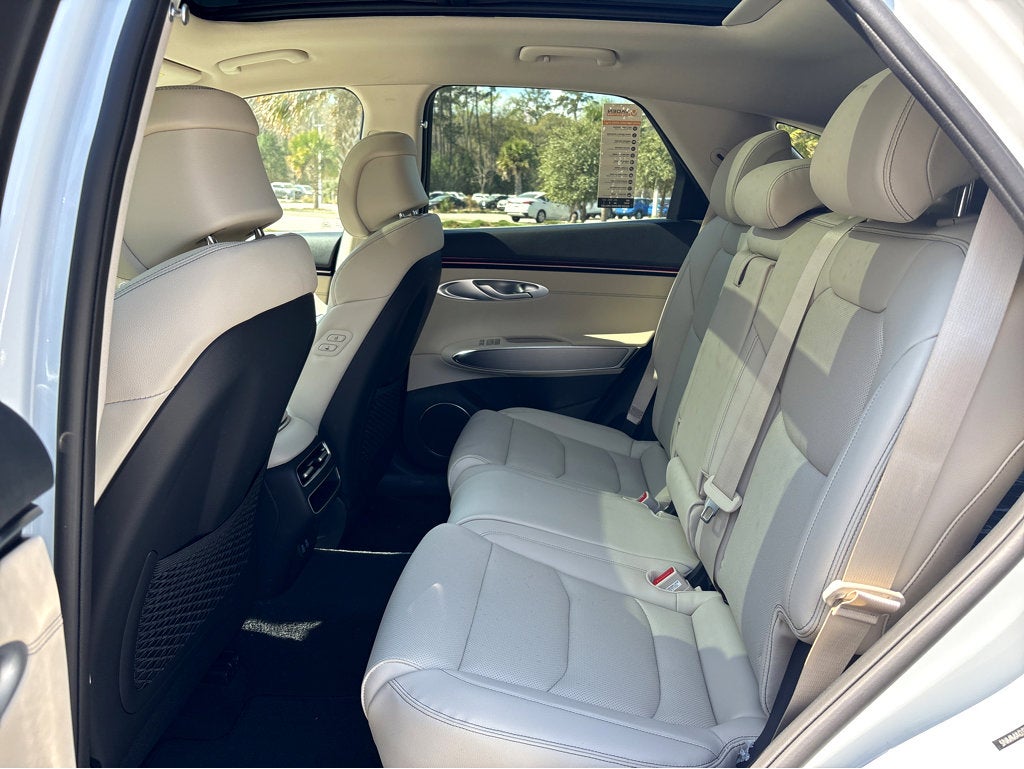 2026 Genesis GV70 2.5T Select