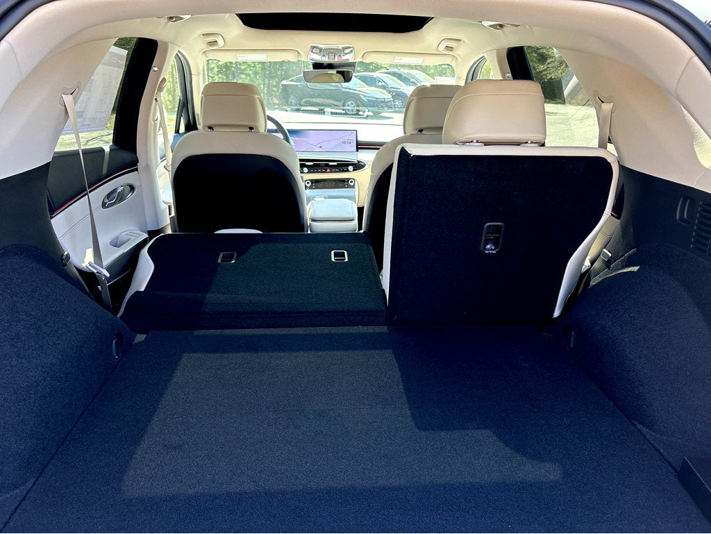 2026 Genesis GV70 2.5T Select