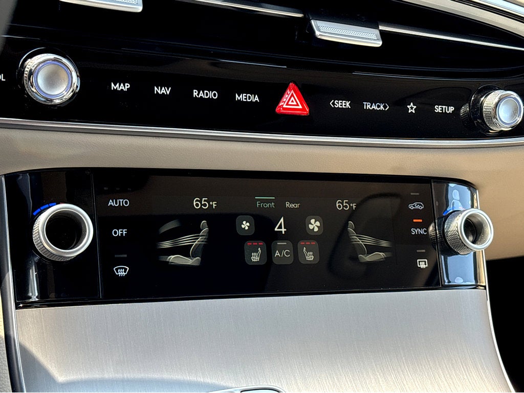 2026 Genesis GV70 2.5T Select