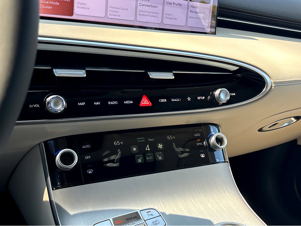 2026 Genesis GV70 2.5T Select