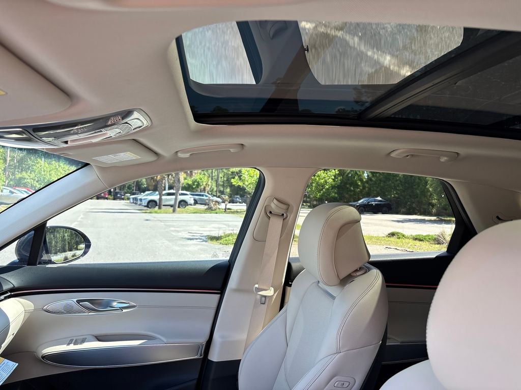 2026 Genesis GV70 2.5T Select