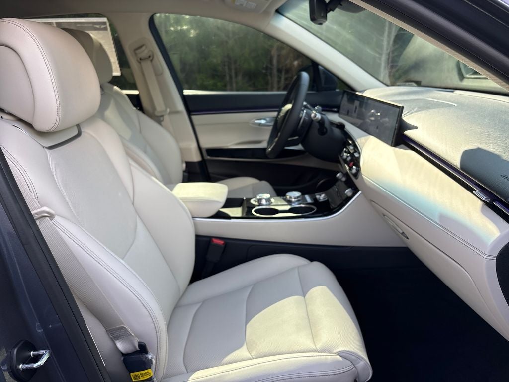 2026 Genesis GV70 2.5T
