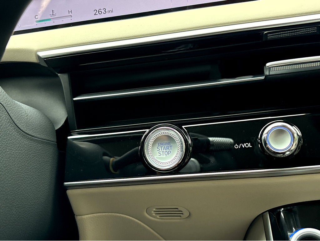 2026 Genesis GV70 2.5T