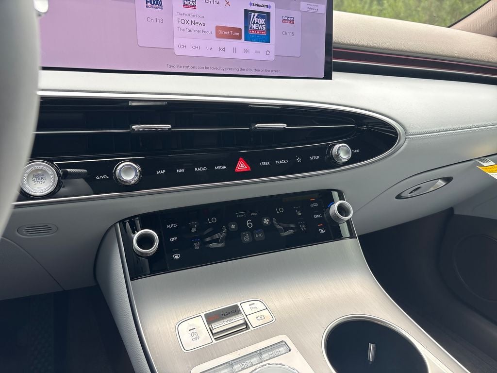 2026 Genesis GV70 2.5T Advanced