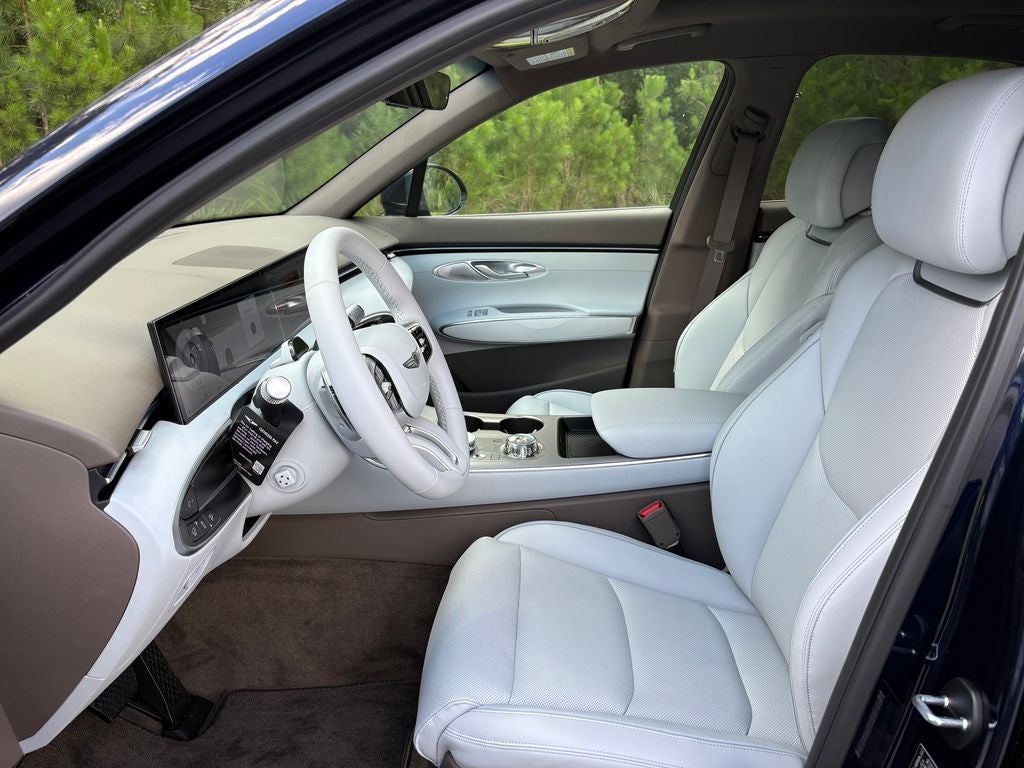 2026 Genesis GV70 2.5T Advanced