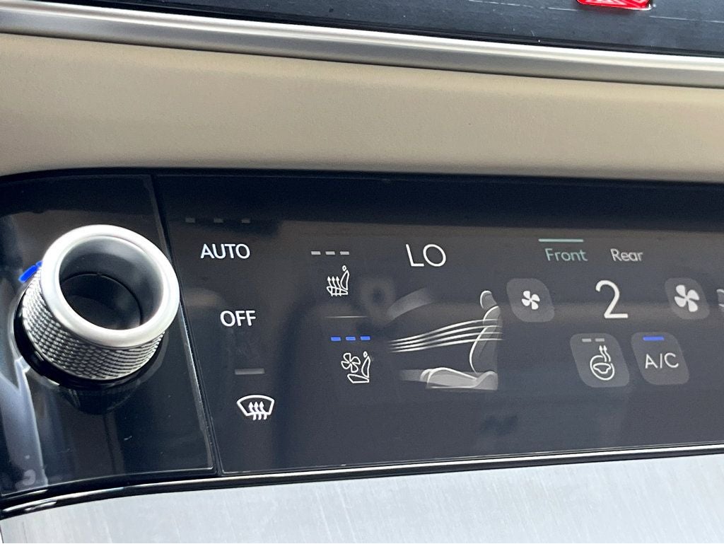 2026 Genesis GV70 2.5T Advanced