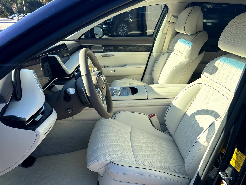 2026 Genesis G90 e-SC