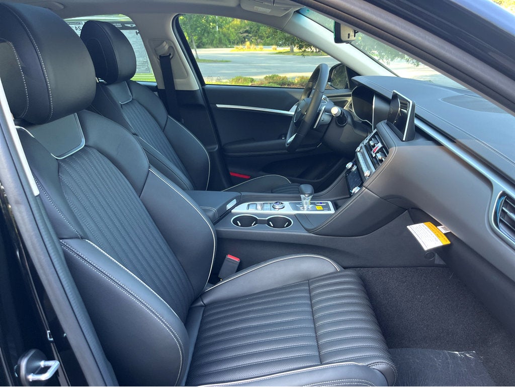 2026 Genesis G70 2.5T Prestige