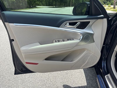 2026 Genesis G70 2.5T Prestige