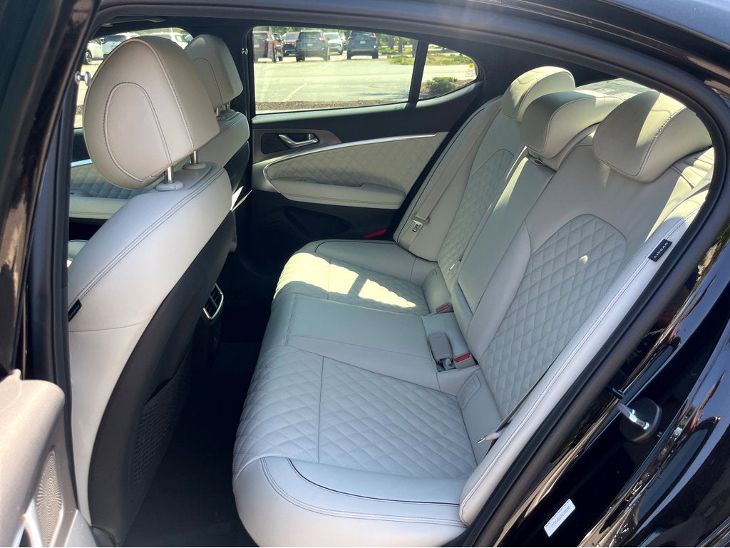 2025 Genesis G70 3.3T Sport Advanced