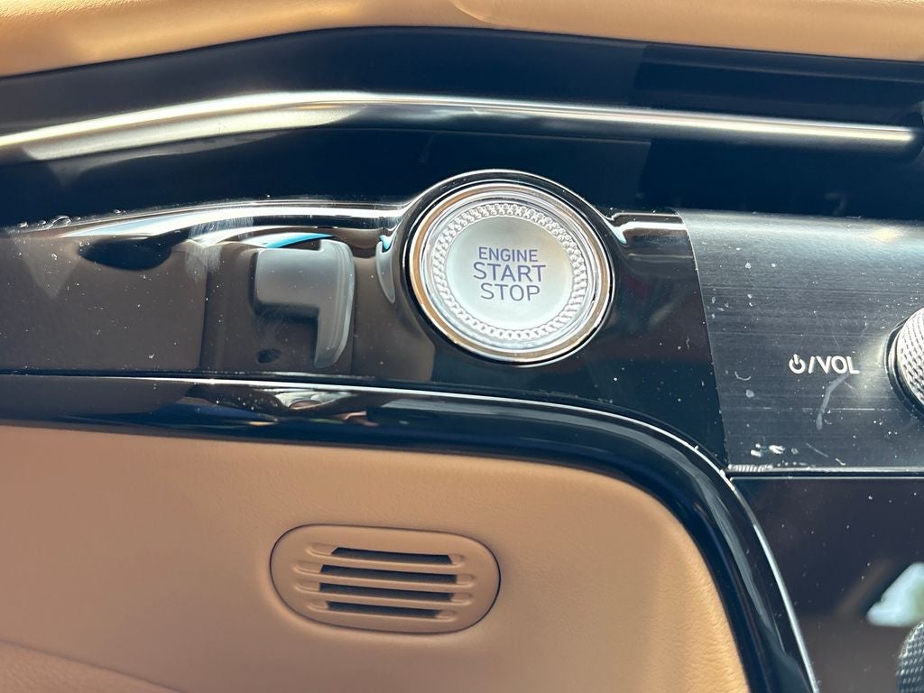 2027 Genesis G80 2.5T Advanced