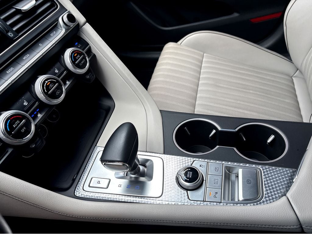 2027 Genesis G80 2.5T Advanced
