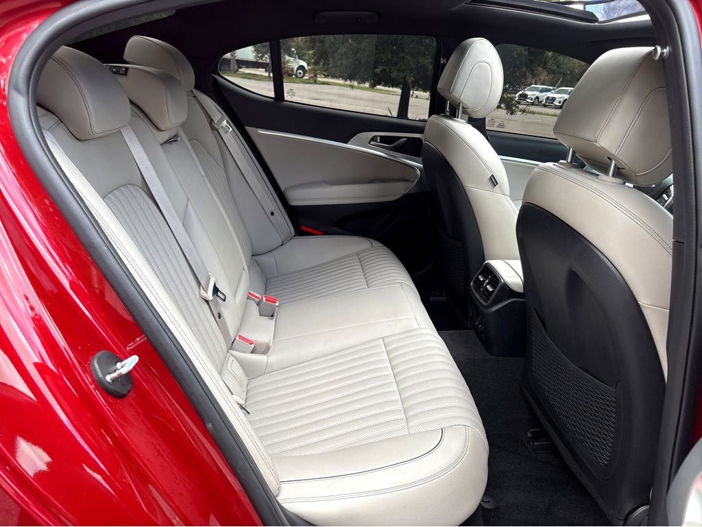 2027 Genesis G80 2.5T Advanced