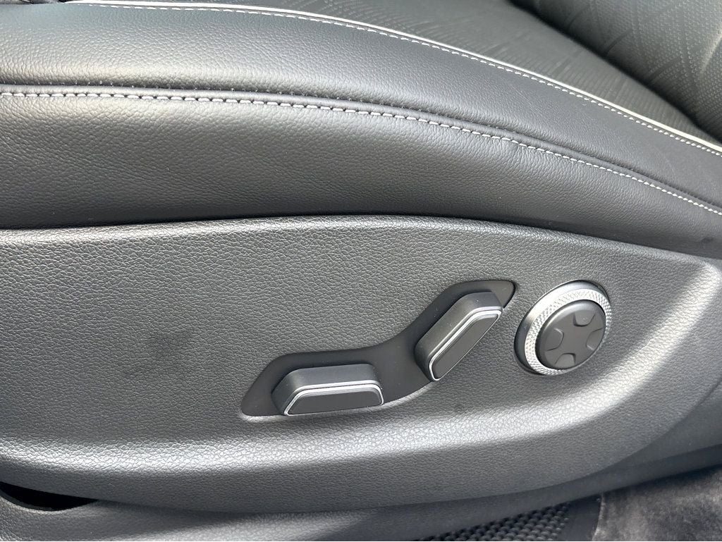 2026 Genesis GV80 Advanced