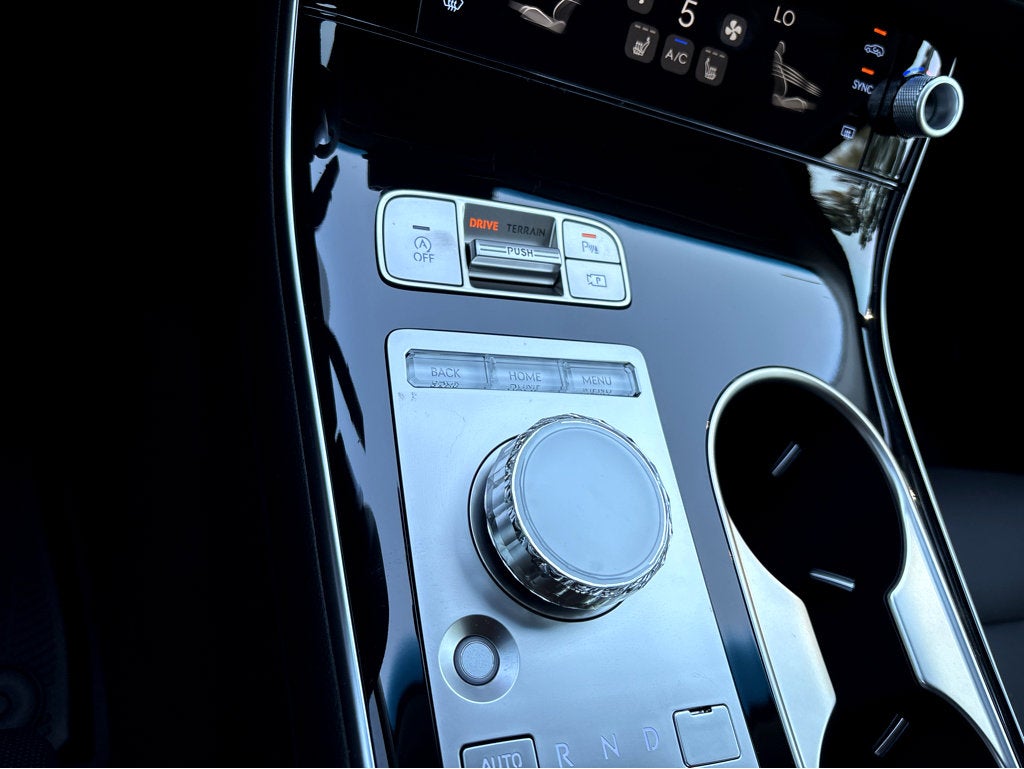 2026 Genesis GV70 2.5T