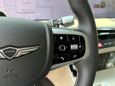 2027 Genesis GV70 2.5T Select