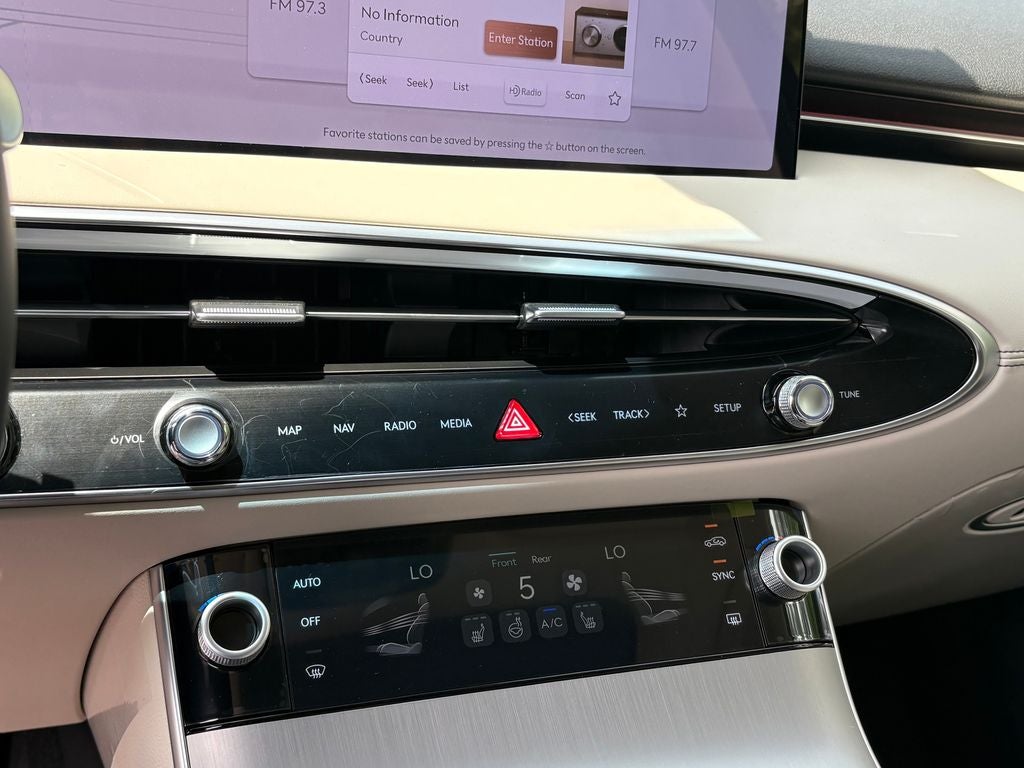 2027 Genesis GV70 2.5T Select