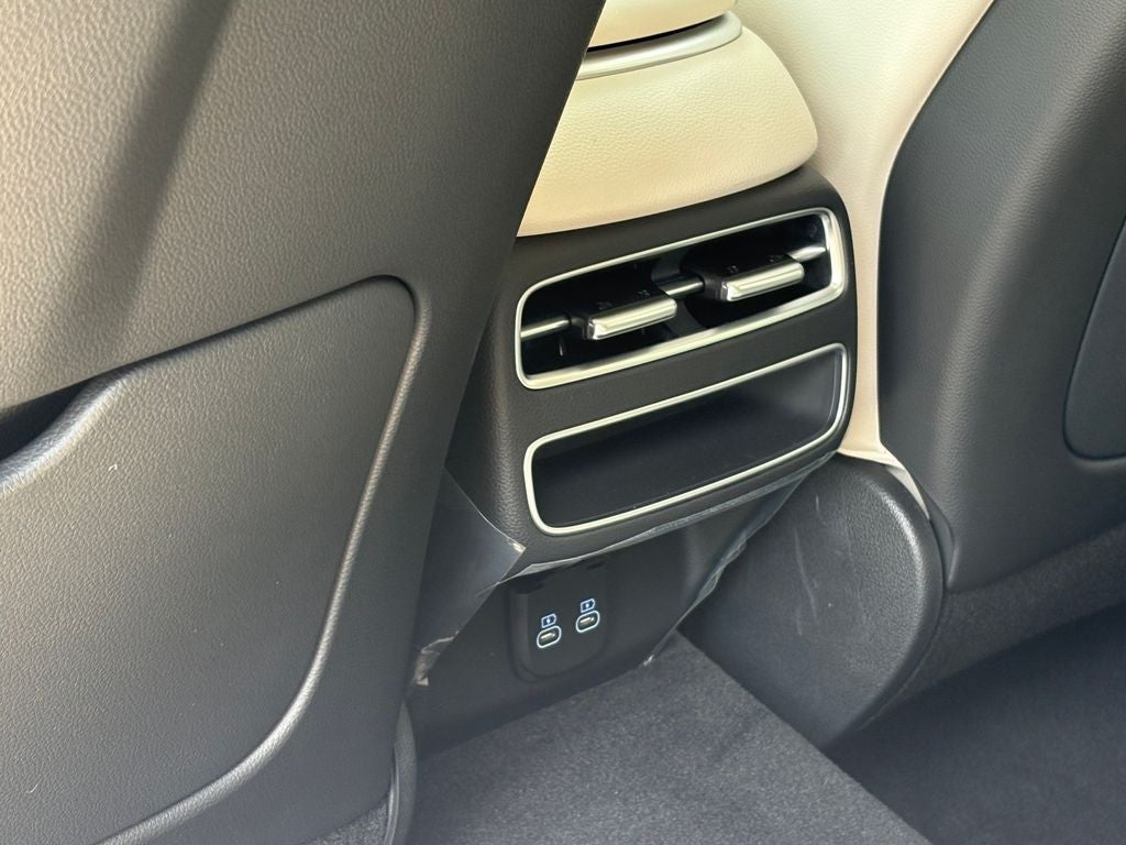 2027 Genesis GV70 2.5T Select