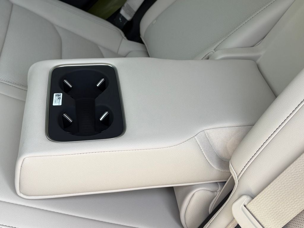 2027 Genesis GV70 2.5T Select