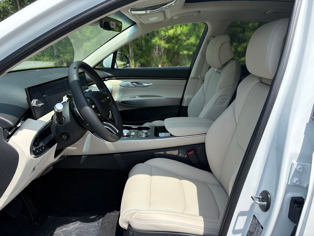 2027 Genesis GV70 2.5T Select