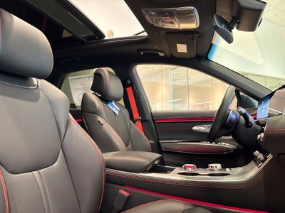 2027 Genesis GV70 2.5T Sport Prestige