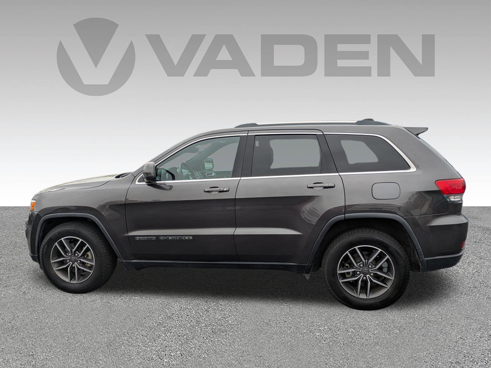 2019 Jeep Grand Cherokee Laredo E