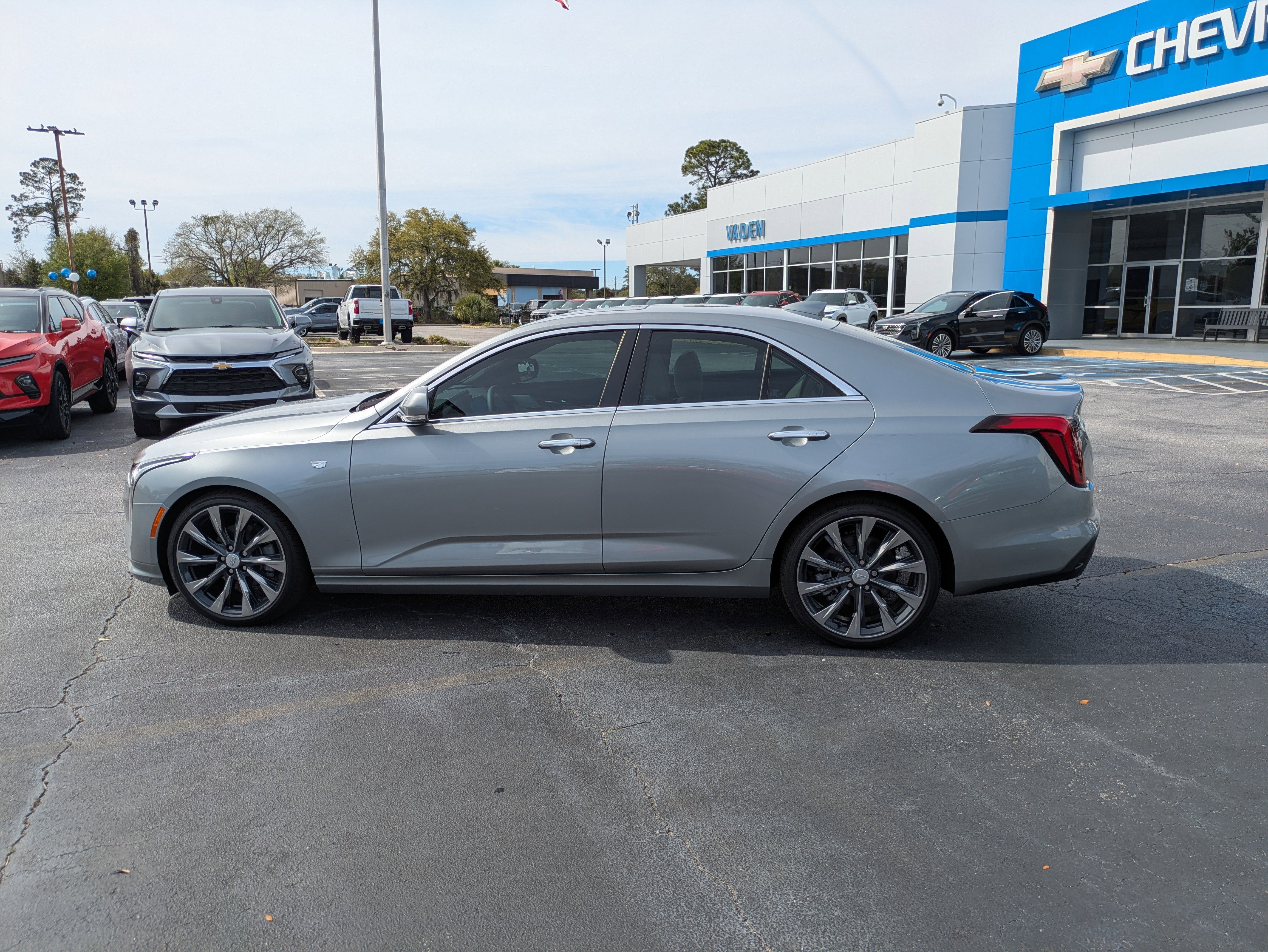 2025 Cadillac CT4 Premium Luxury
