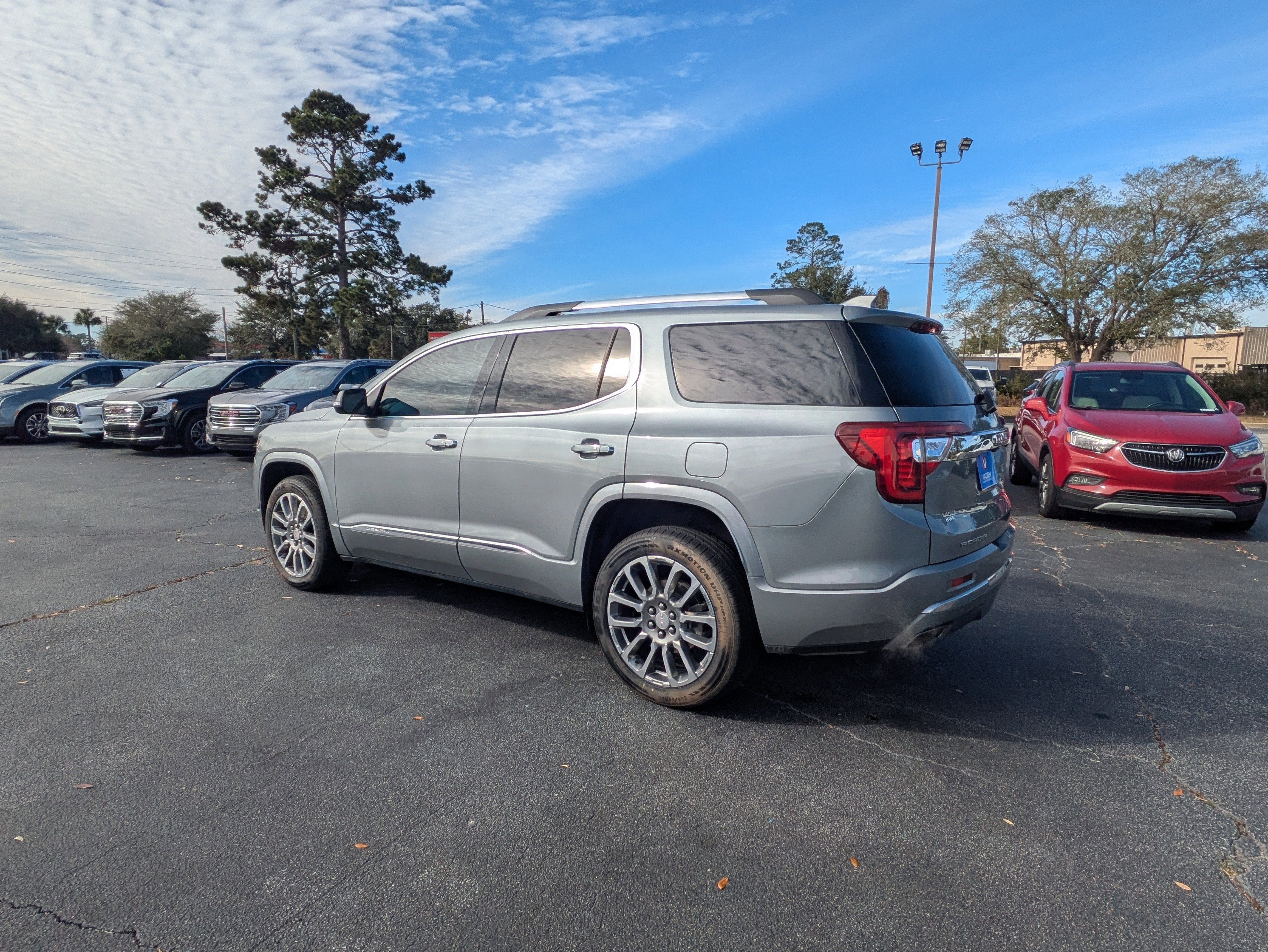 2023 GMC Acadia Denali