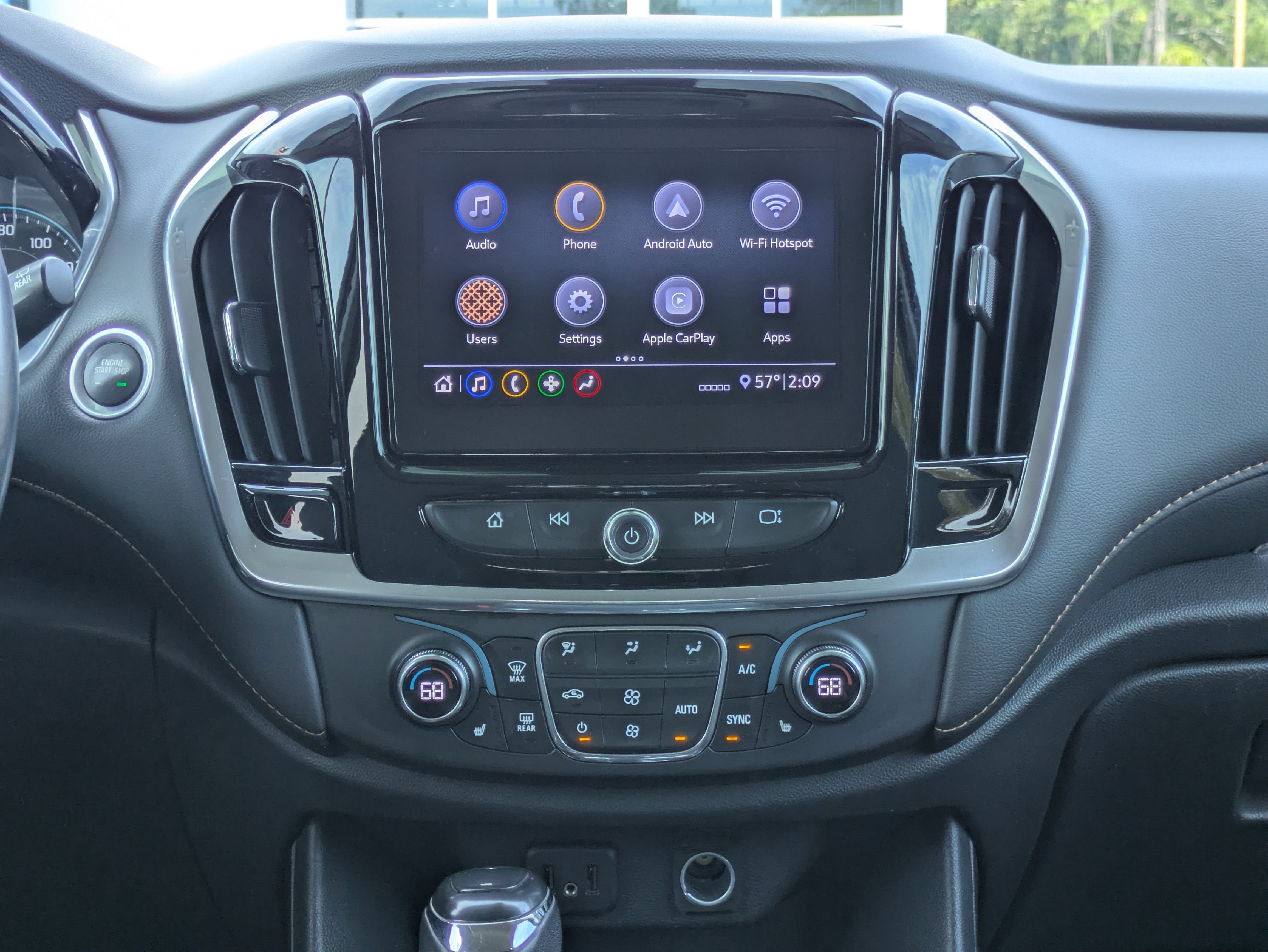 2020 Chevrolet Traverse LT Cloth