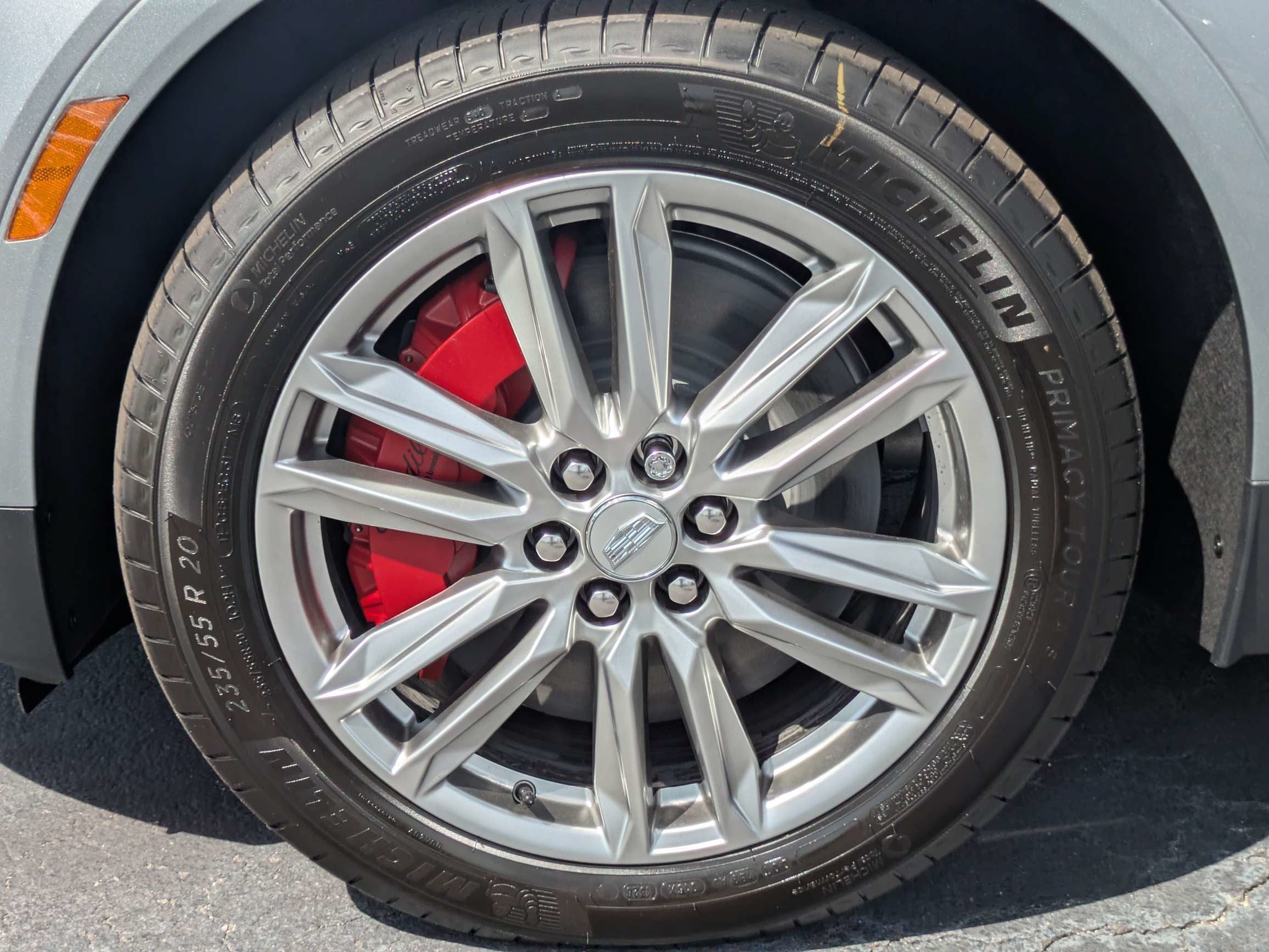 2026 Cadillac XT5 Sport
