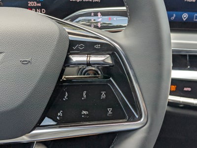 2025 Cadillac LYRIQ Luxury 1