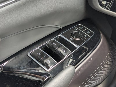 2025 Cadillac LYRIQ Luxury 1