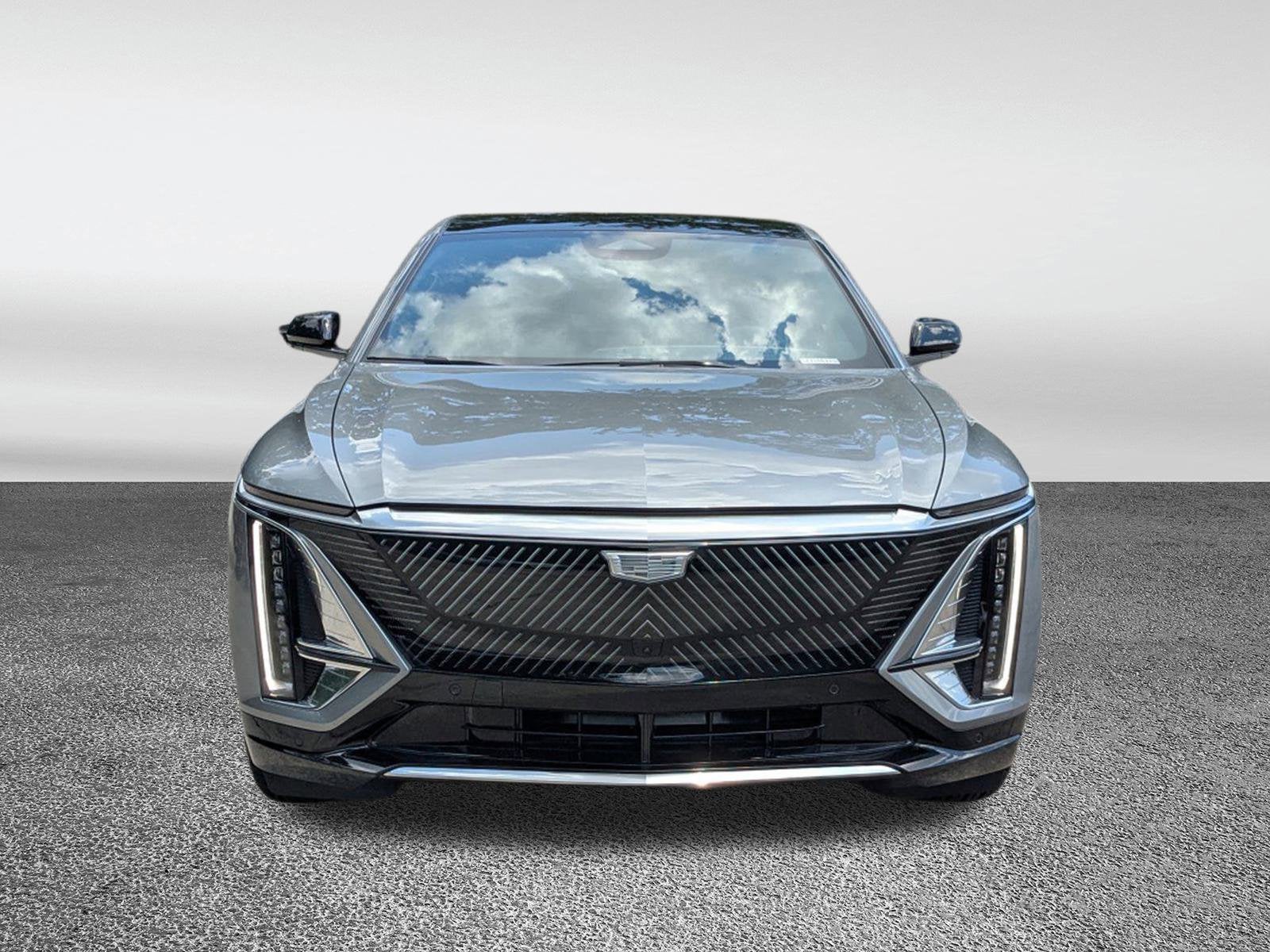 2025 Cadillac LYRIQ Luxury 1