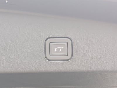 2025 Cadillac LYRIQ Luxury 1