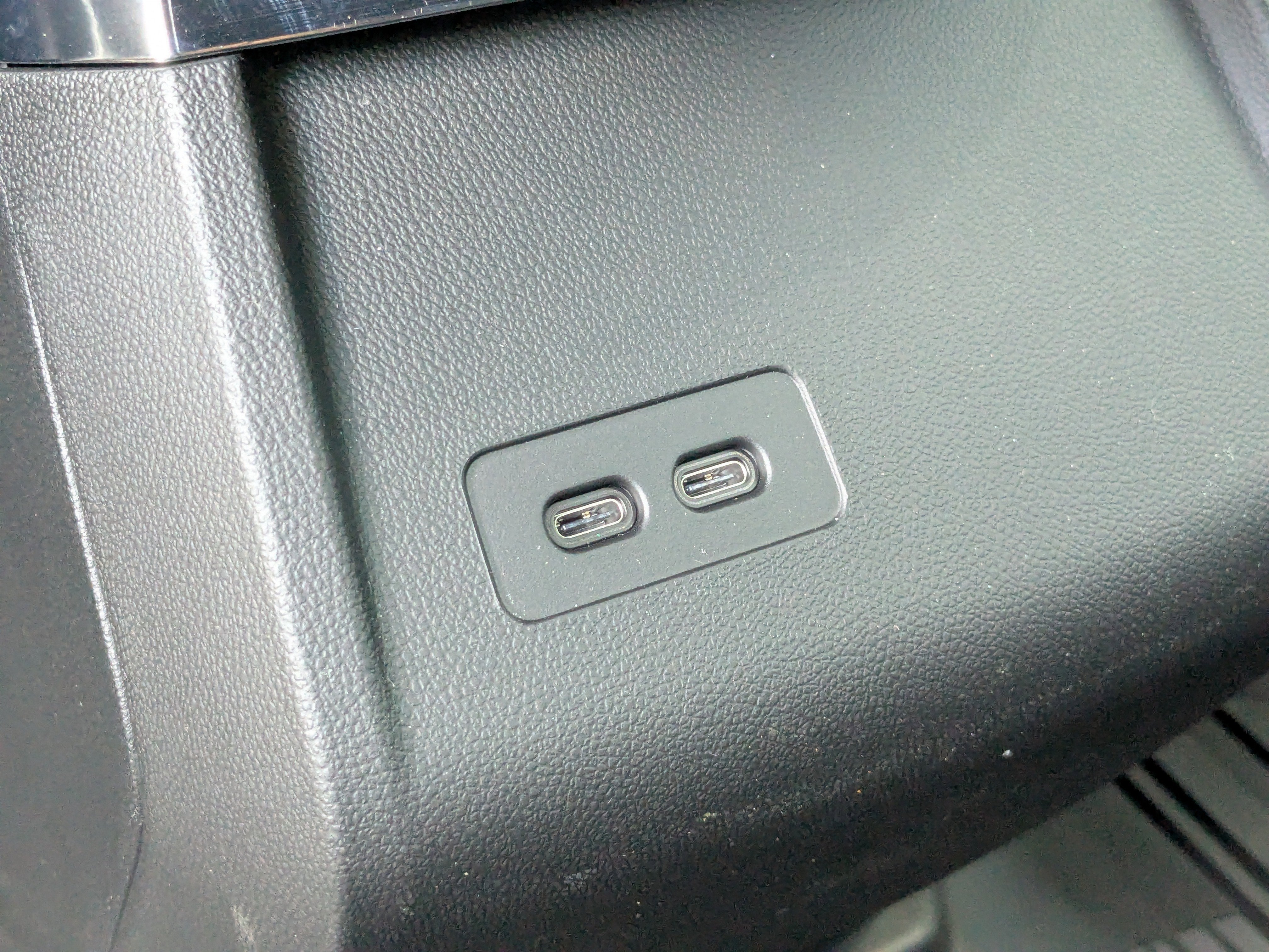 2025 Cadillac LYRIQ Luxury 1