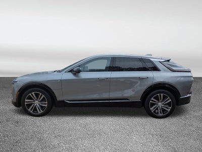 2025 Cadillac LYRIQ Luxury 1