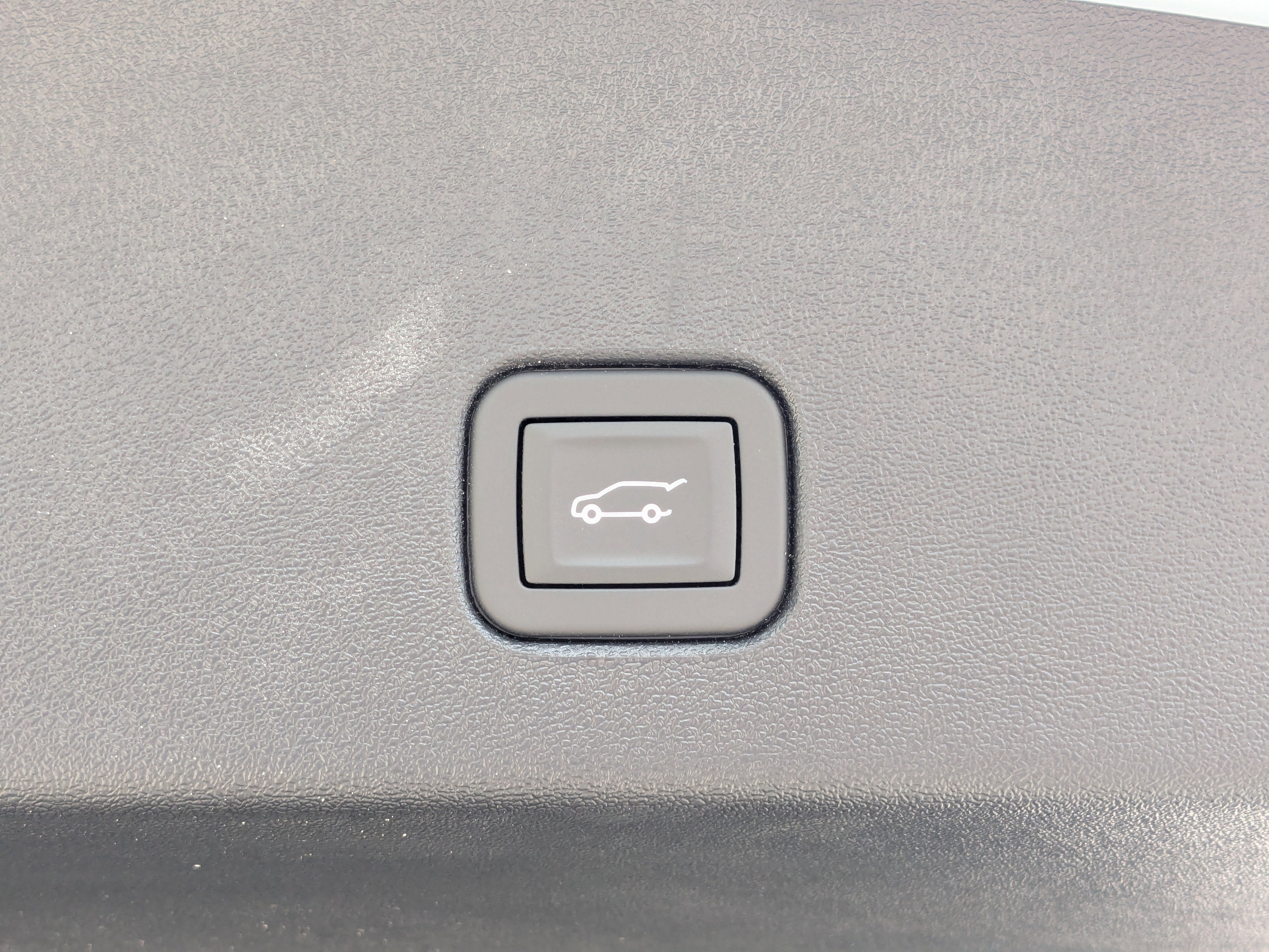 2025 Cadillac OPTIQ Sport 1